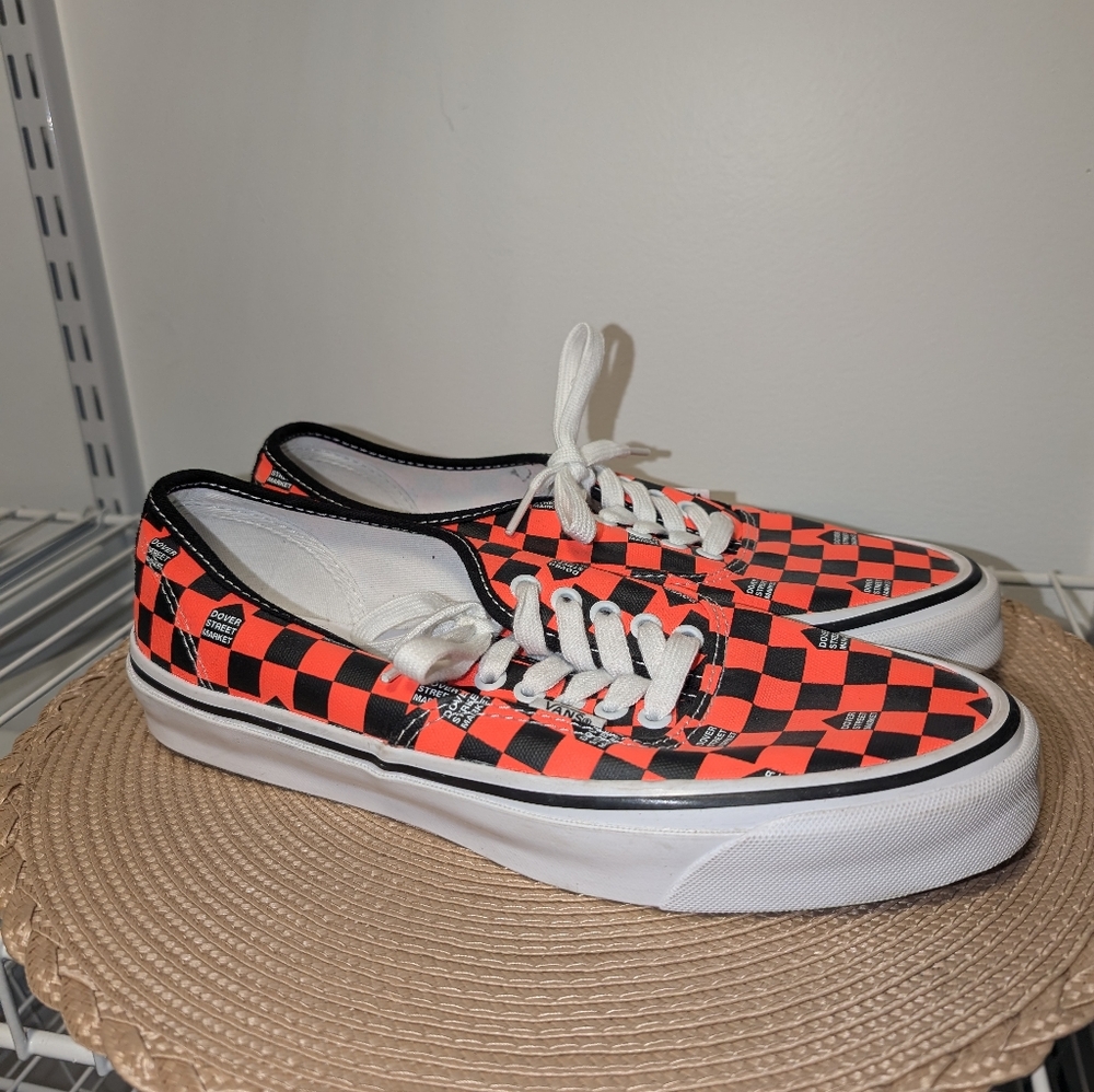 - Vans x Dover Street Market